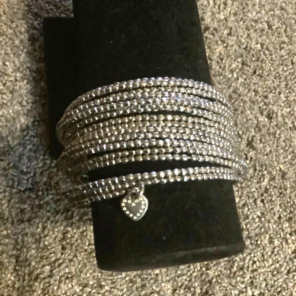 Layered Silver Tone Beaded Bangle Wrap Memory Wire Bracelet Stamped Heart Charms